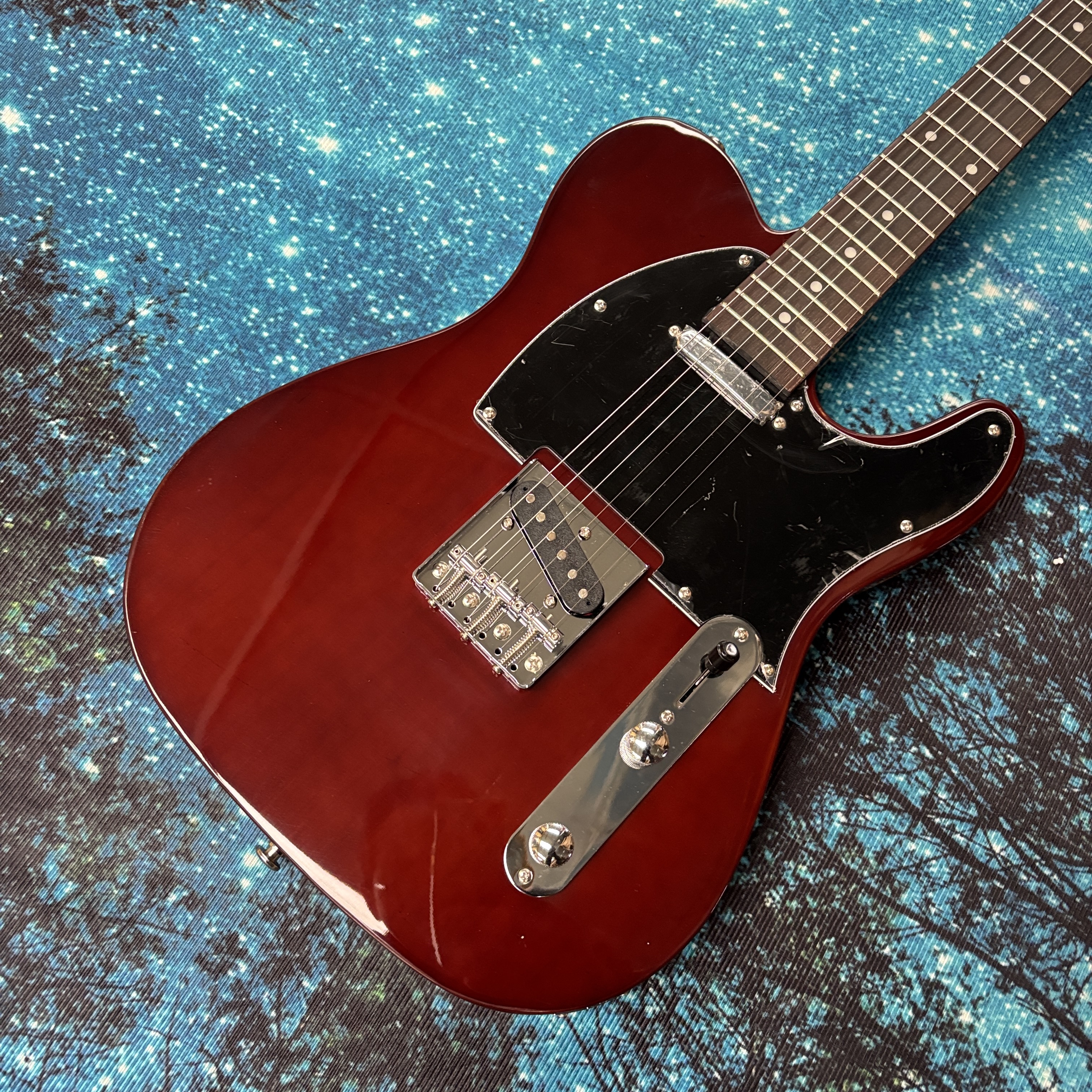 Electric Guitar Beginner - Red 6-String Electric Guitar, Rosewood Fingerboard